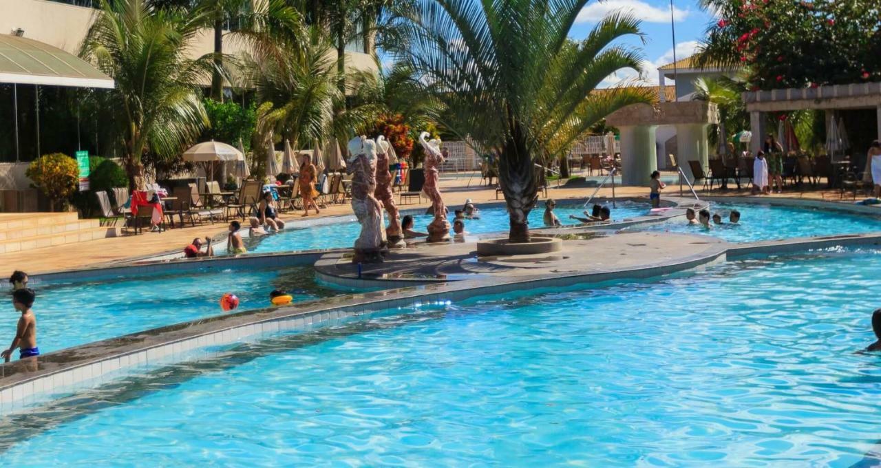 Lacqua Di Roma Com Piscina De Ondas Caldas Novas Εξωτερικό φωτογραφία