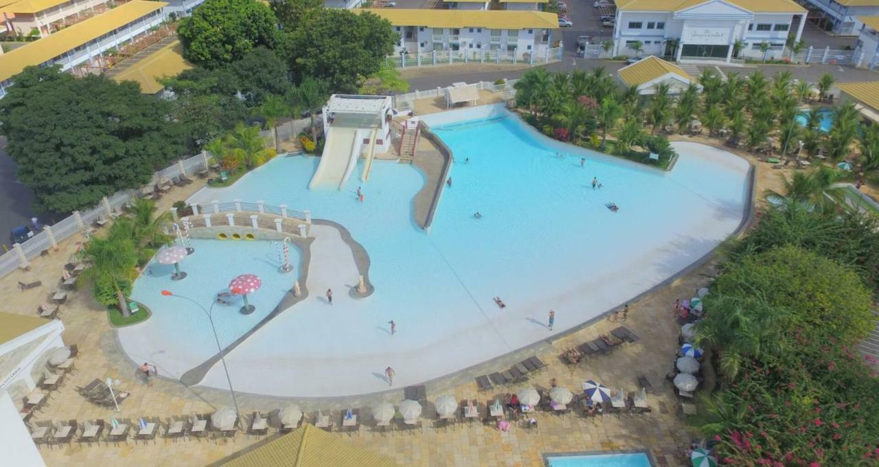 Lacqua Di Roma Com Piscina De Ondas Caldas Novas Εξωτερικό φωτογραφία